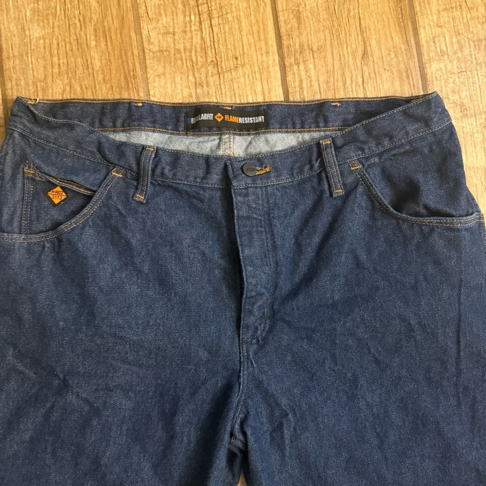 WRANGLER® FR FLAME RESISTANT ORIGINAL FIT JEAN Size 38x32 Medium Wash Men's - Picture 5 of 10